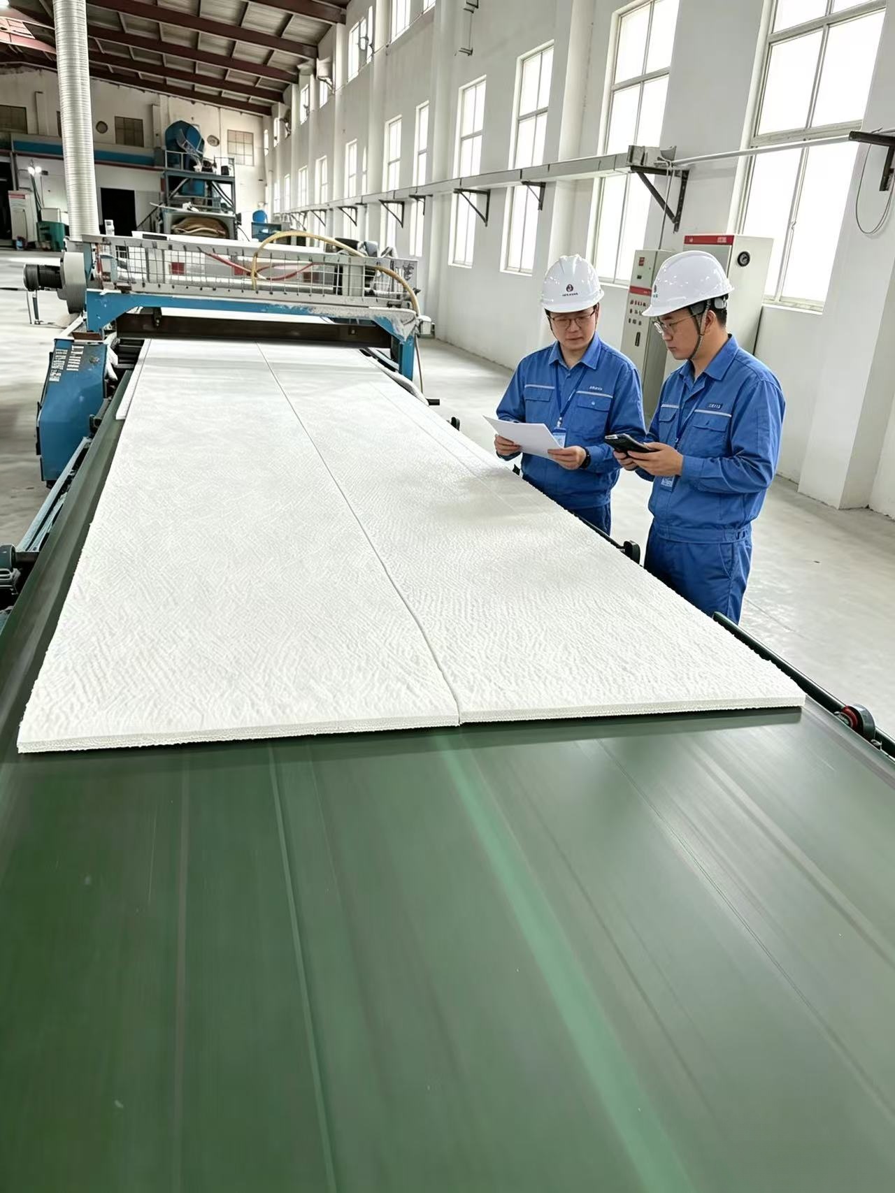 Mindelun-Ceramic fiber blanket production 2