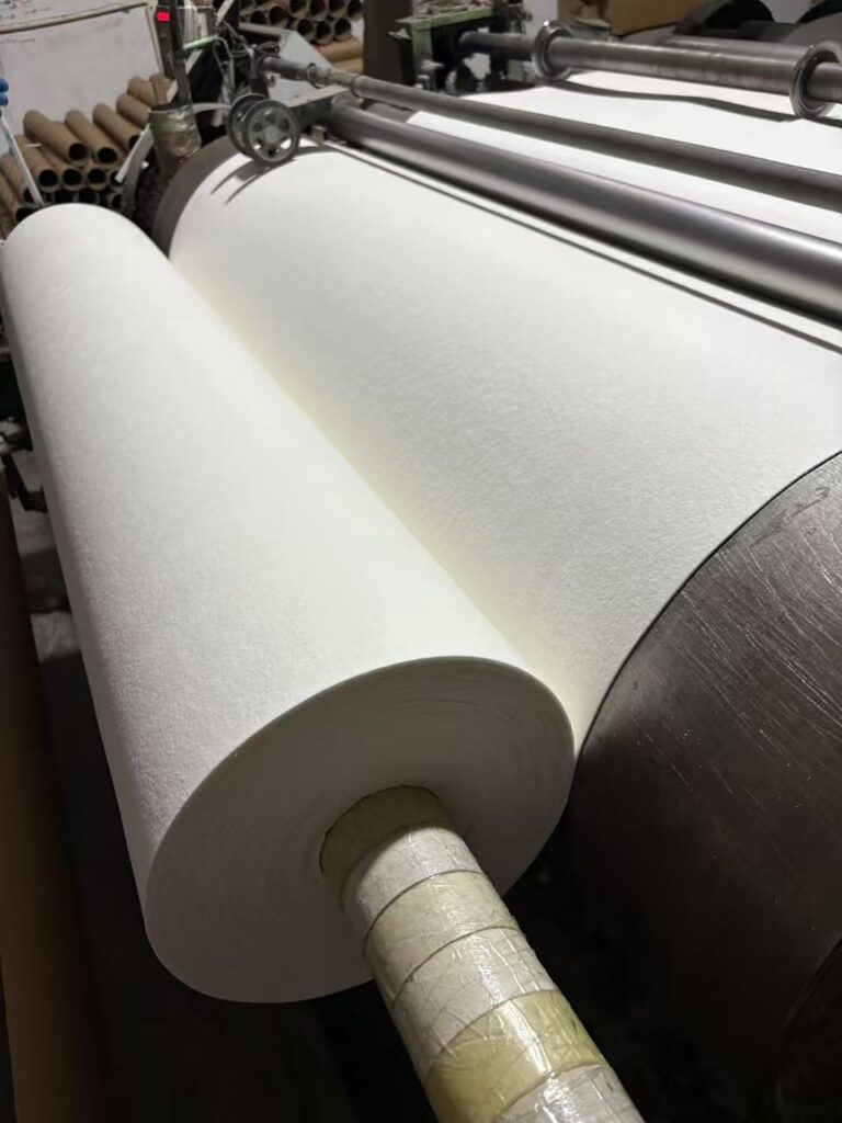 Mindelun-Ceramic fiber paper in production
