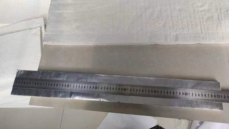 Mindelun-15mm thickness aluminum foil coated ceramic fiber blanket strip customized
