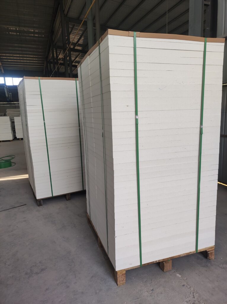 mindelun-ceramic fiber board in pallet for indonesia market